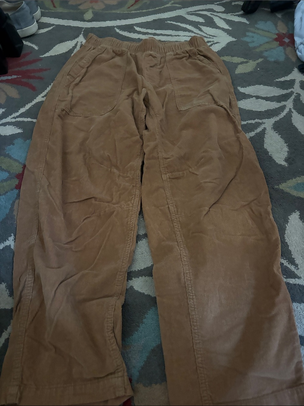 Old Navy Wide-Leg Corduroy Pants in Tan